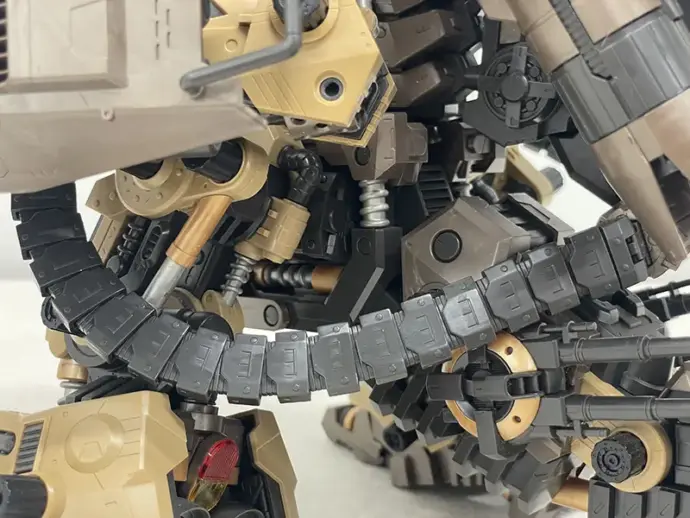 HMM ゴジュラス・ジ・オーガ　弾帯