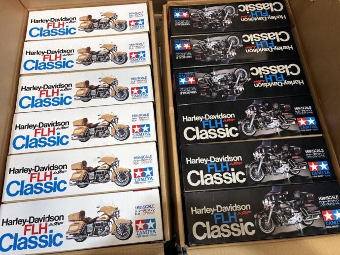 タミヤ 1/6 ハーレーダビットソン FLH