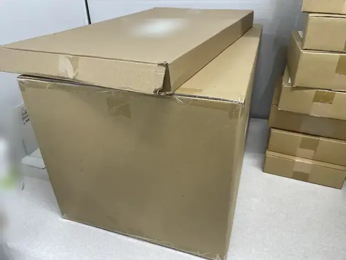 アシェット『週刊ガールズ＆パンツァー IV号戦車H型（D型改）をつくる』ディスプレイケース外箱