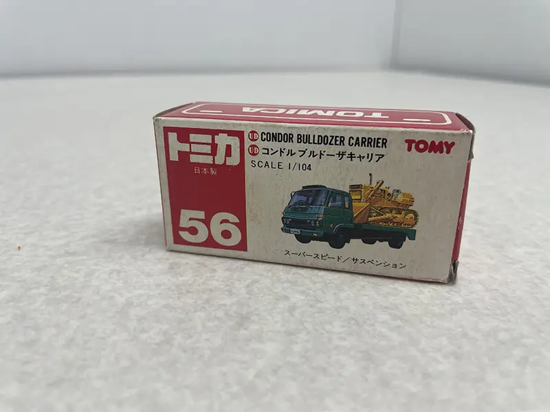 トミカ コンドル ブルドーザキャリア パッケージ