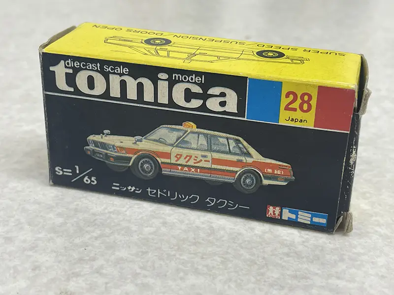 トミカ ニッサン セドリック タクシー(黒箱 280E)