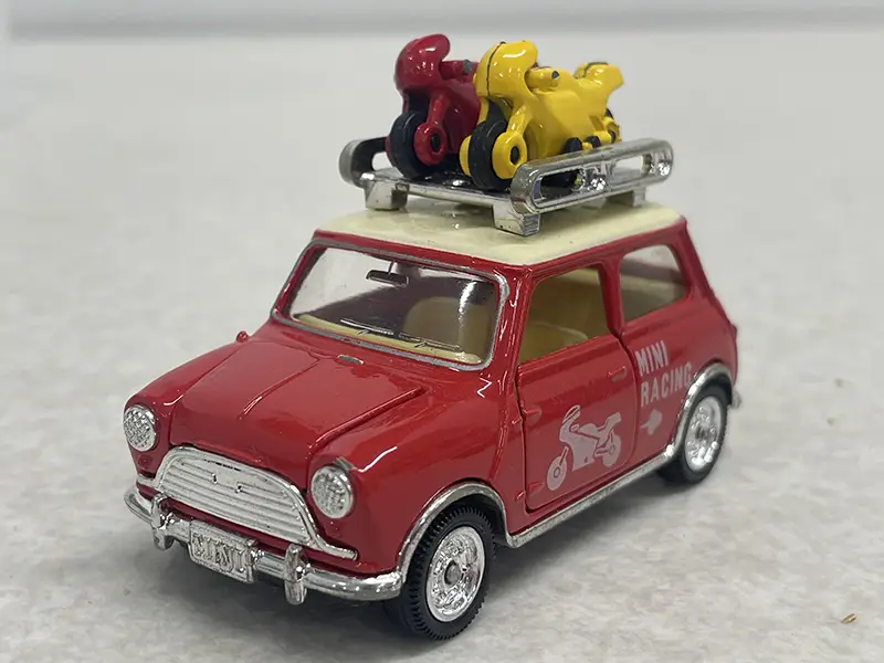 トミカダンディモーリスミニクーパーS レジャータイプ
