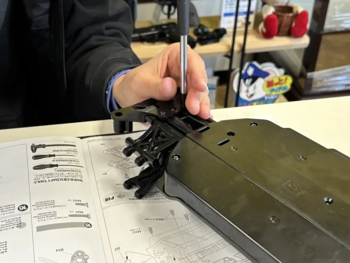 TT-02D 組み立て14