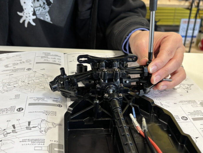 TT-02D 組み立て26