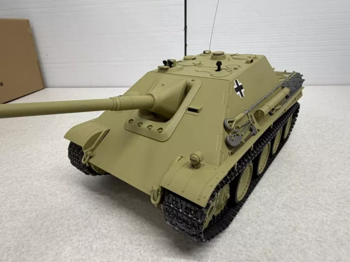 タミヤ 1/16RC ドイツ ヤークトパンサー フルオペレーション