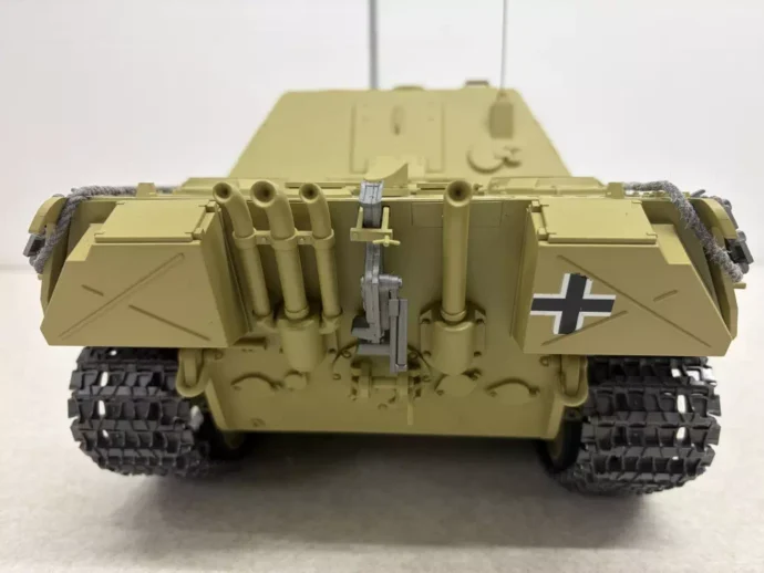 タミヤ 1/16RC ドイツ ヤークトパンサー フルオペレーション 