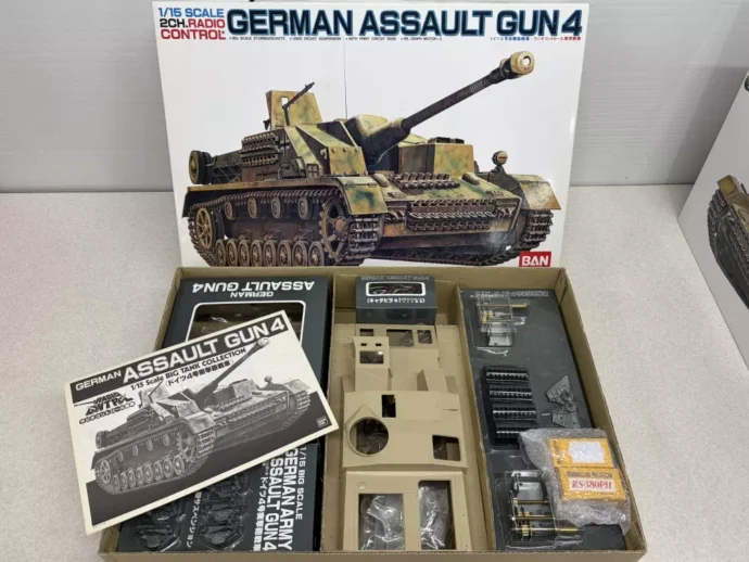 バンダイ 1/15 ドイツ 4号突撃砲戦車