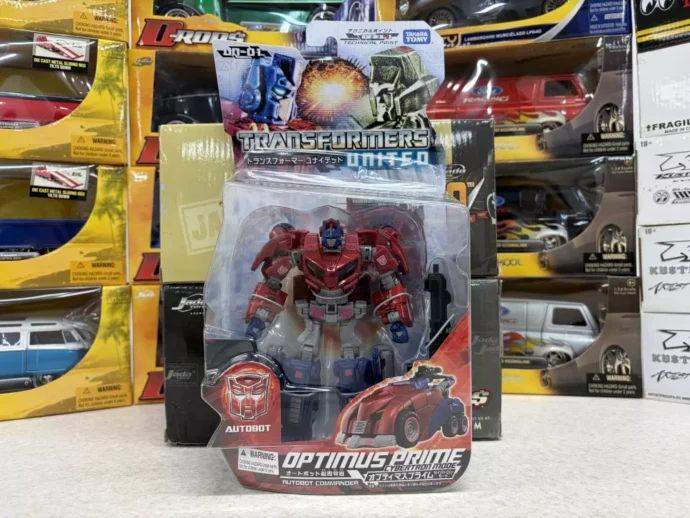 トランスフォーマー ユナイテッド UN-01 オートボット総司令官 オプティマスプライム サイバトロンモード