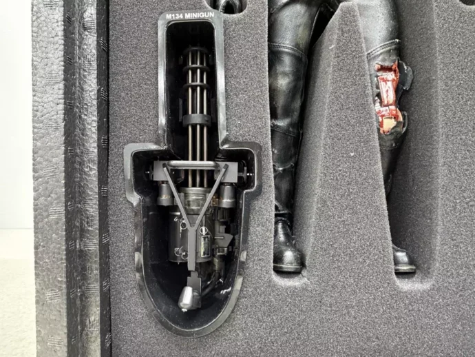 エンターベイ HDマスターピース 1/4 T-800 M134ミニガン