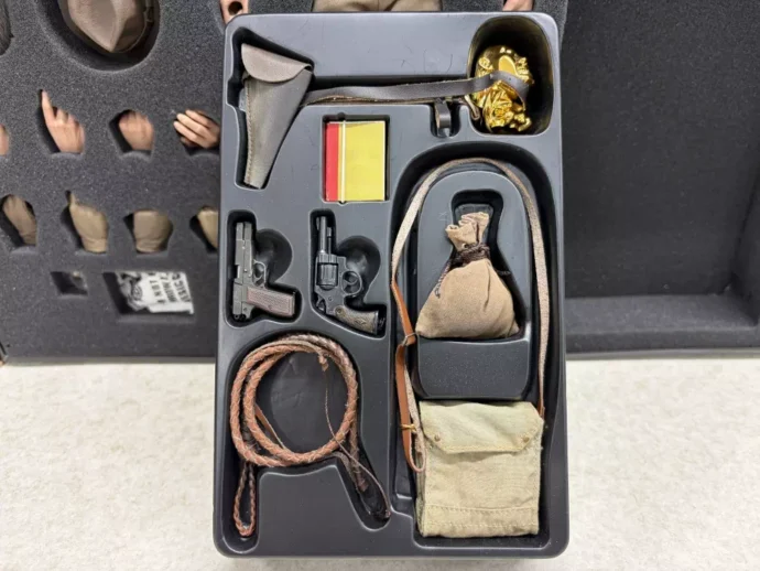 ホットトイズ 1/6 ムービー・マスターピースDX インディアナ・ジョーンズ