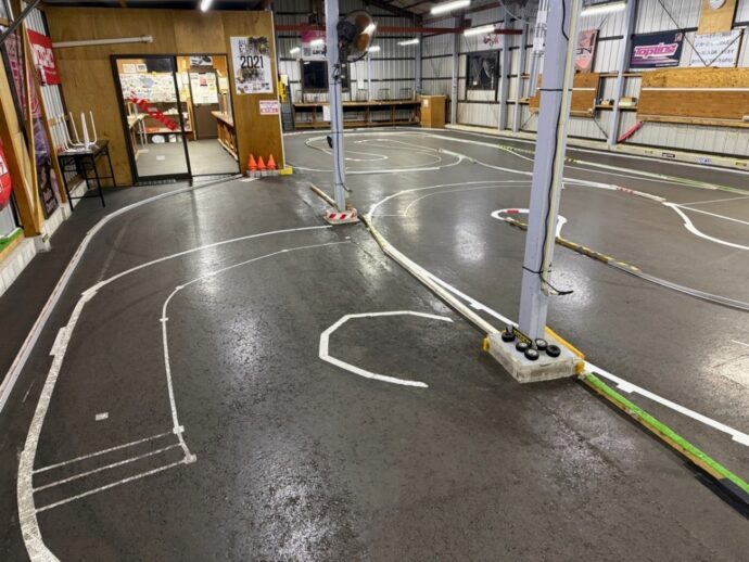 ラジコントーゴー