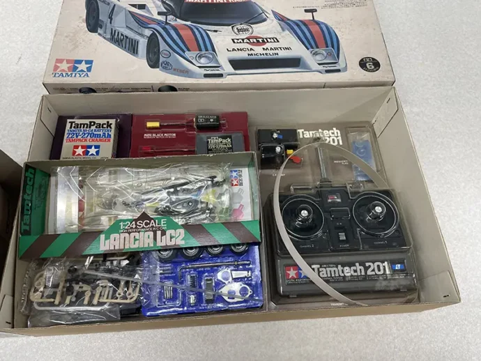 タミヤ ランチア・LC2 セット内容