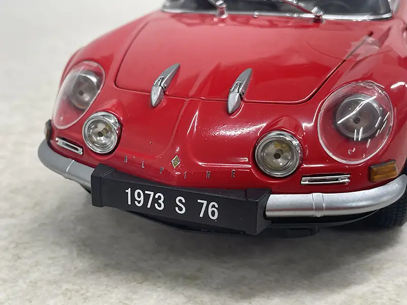 京商 1/18 アルピーヌ ルノー A110 1600S レッド　フロントマスク