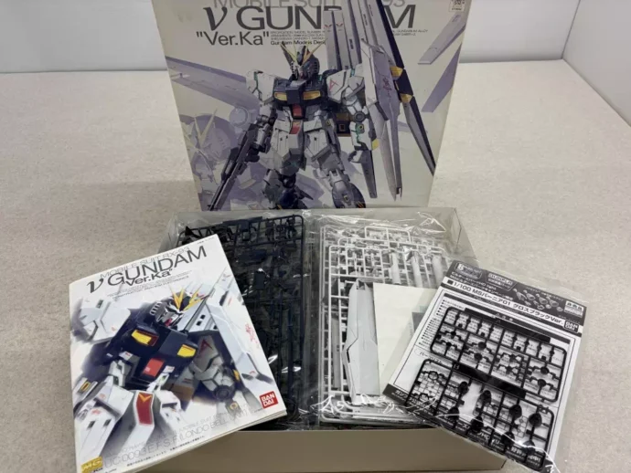 MG 1/100 νGUNDAM Ver.Ka