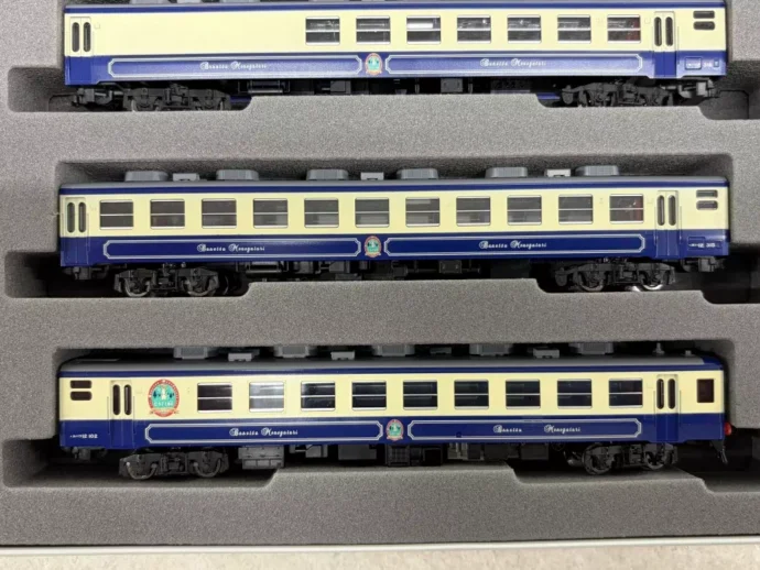 TOMIX 98618 JR 12系客車（ばんえつ物語・新塗装）セット