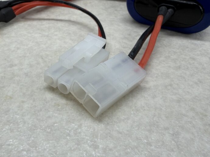 タミヤコネクター