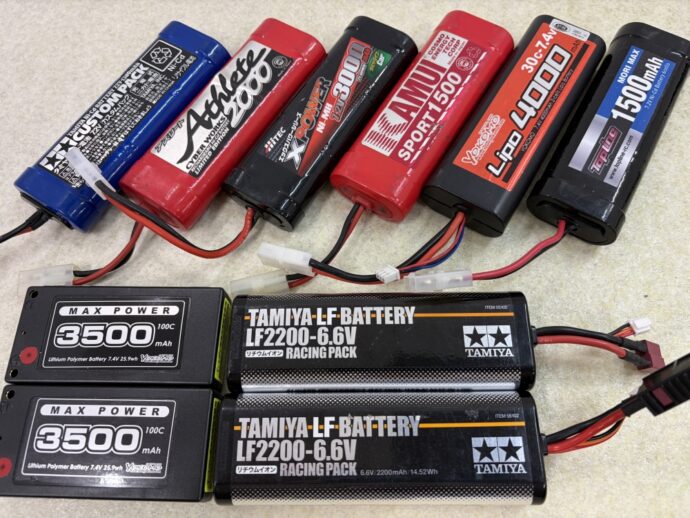 ラジコン　バッテリー