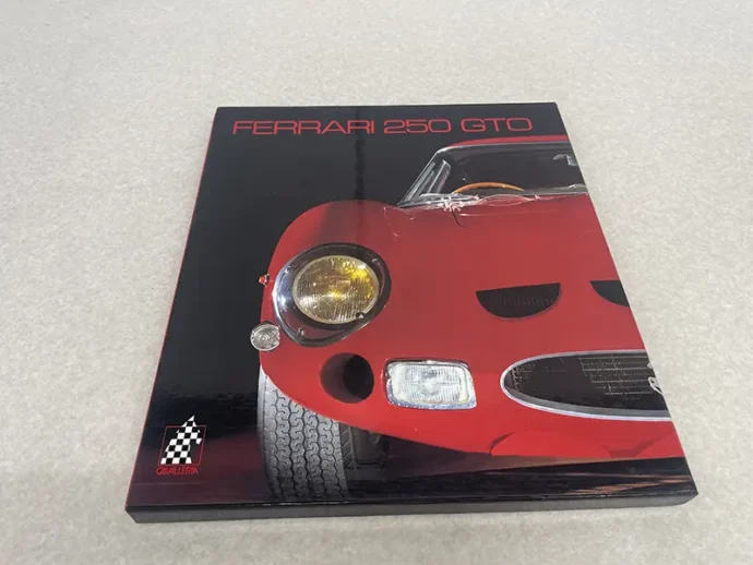『Frrari250GTO』表紙