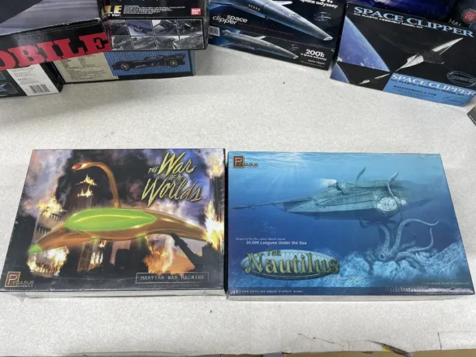 マーシャンズウォーマシンとノーチラス号