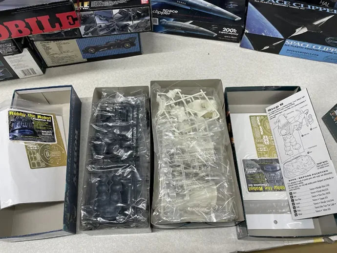 ロビー・ザ・ロボット2