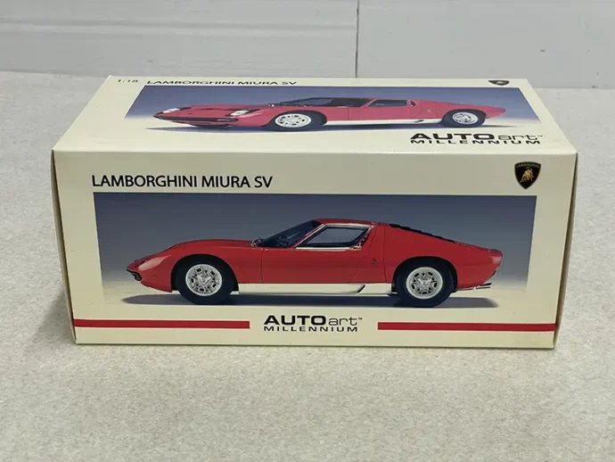 AUTOart 1/18 ランボルギーニミウラ　パッケージ
