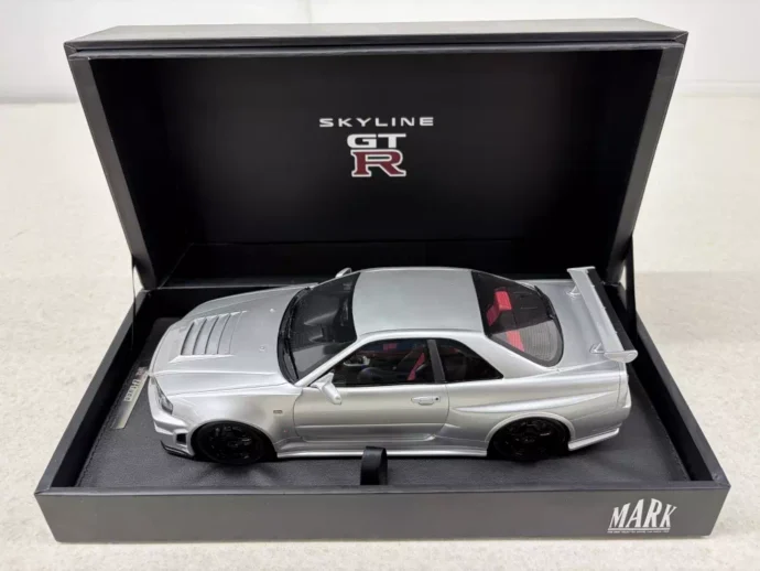 ポストホビー 1/18 ニスモ R34 GT-R Z-tune