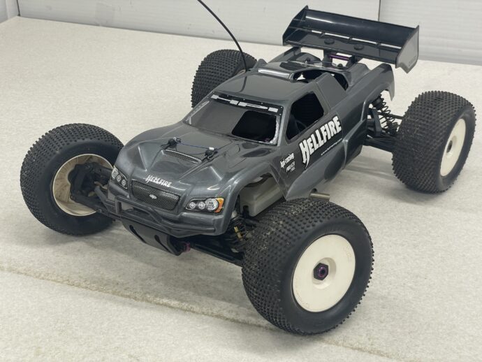 hpi 1/8 ヘルファイヤー/HELLFIRE