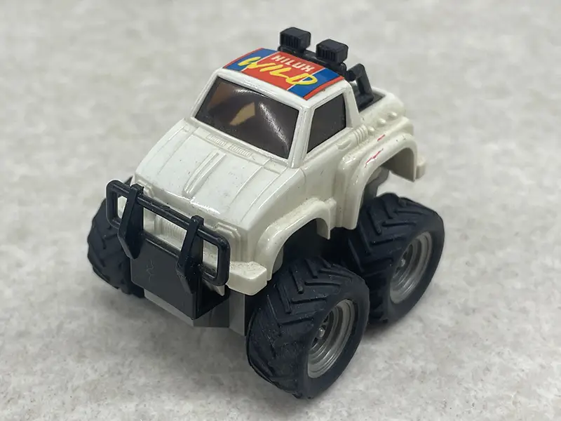 ビッグフット NO.G-02 トヨタ ハイラックス　正面