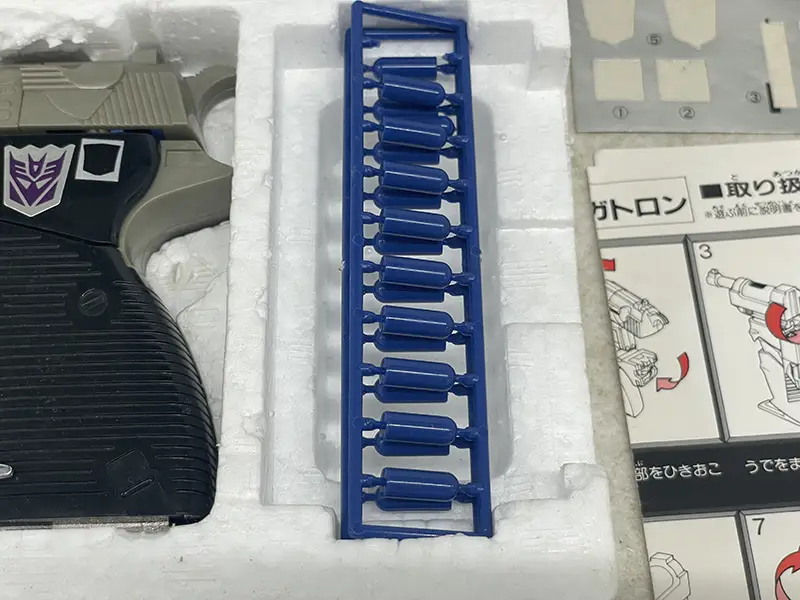 トランスフォーマー 16　破壊大帝メガトロン　弾丸