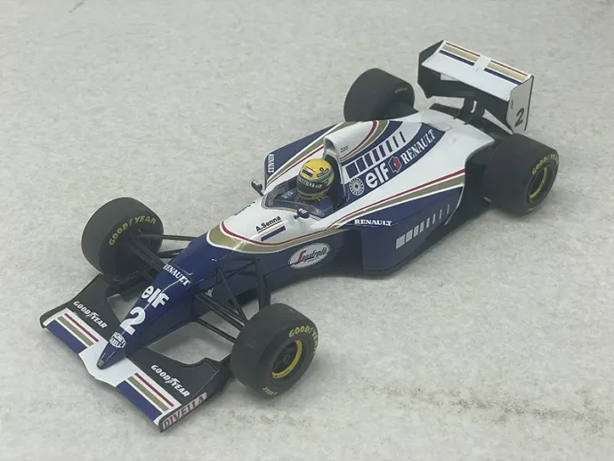 PMA MINICHAMPS 1/18 ウイリアムズルノー FW16 ＃2　本体