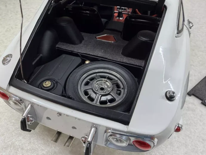デアゴ 1/10 週刊トヨタ2000GT