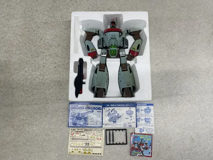 タカトクトイス 1/40 オーガス　内箱