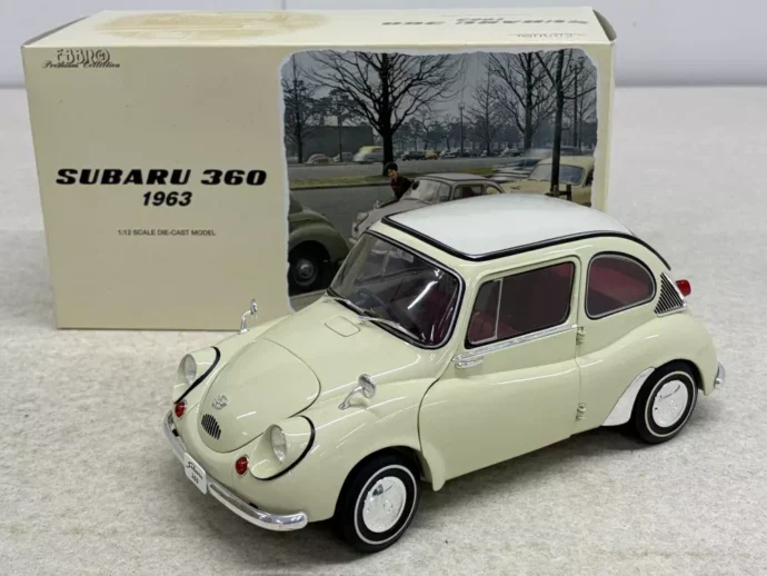 EBBRO 1/12 スバル 360 1963