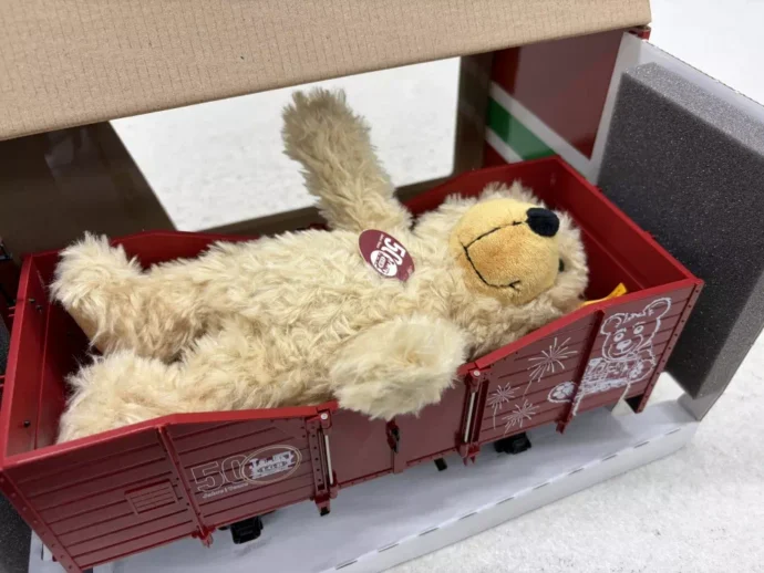L.G.B 42229 Gyterwagen mit Ladegut Steif Teddy Bea