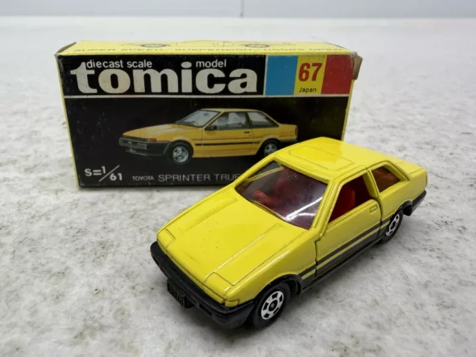 67 トヨタ スプリンタートレノ 2ドア