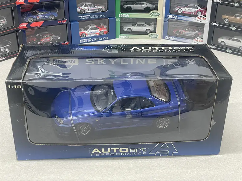 Autoart 1/18 R34 ニッサン スカイラインGTR パッケージ