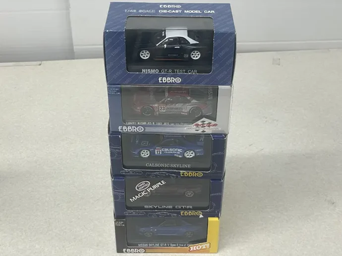 EBBRO ニッサン スカイライン4