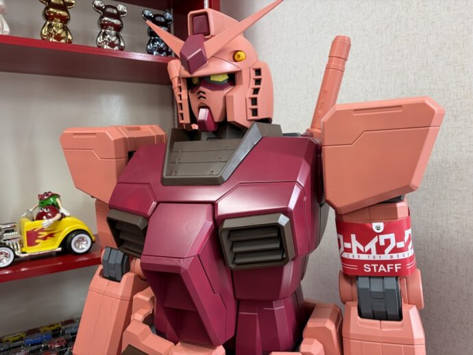 待合室ガンダム