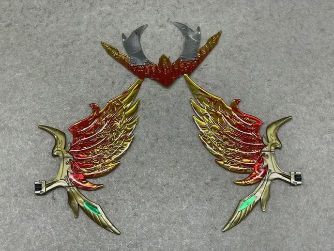 輝神大将軍獅龍凰 水晶輝羅鋼パーツ裏面