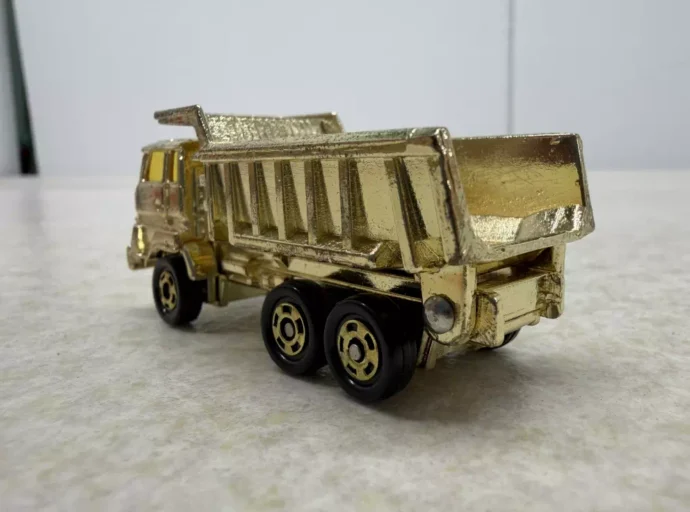 トミカ いすゞ オフロードダンプ 金メッキ トミカ21世紀計画