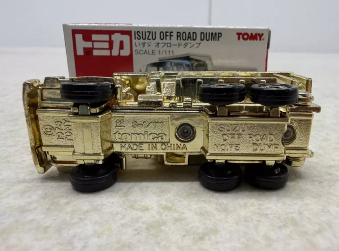トミカ いすゞ オフロードダンプ 金メッキ トミカ21世紀計画
