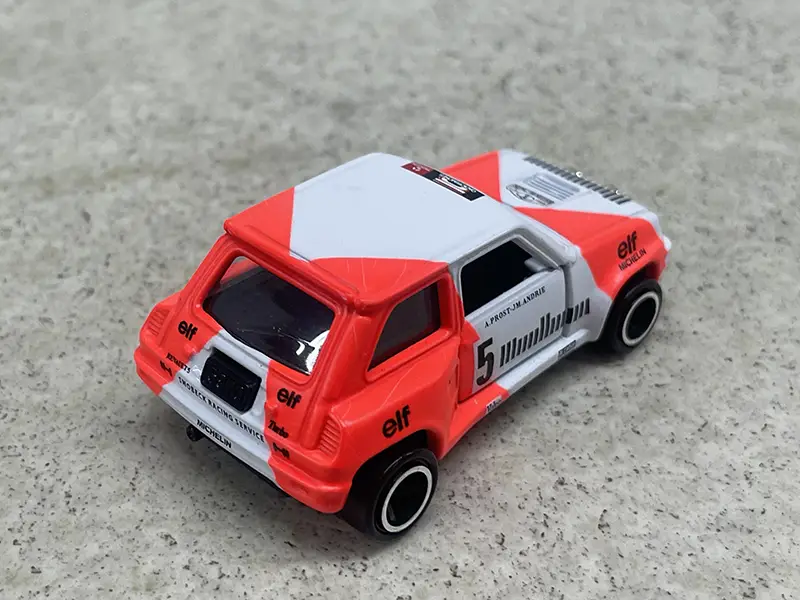 トミカ アイアイアド特注 ルノー5Type リア